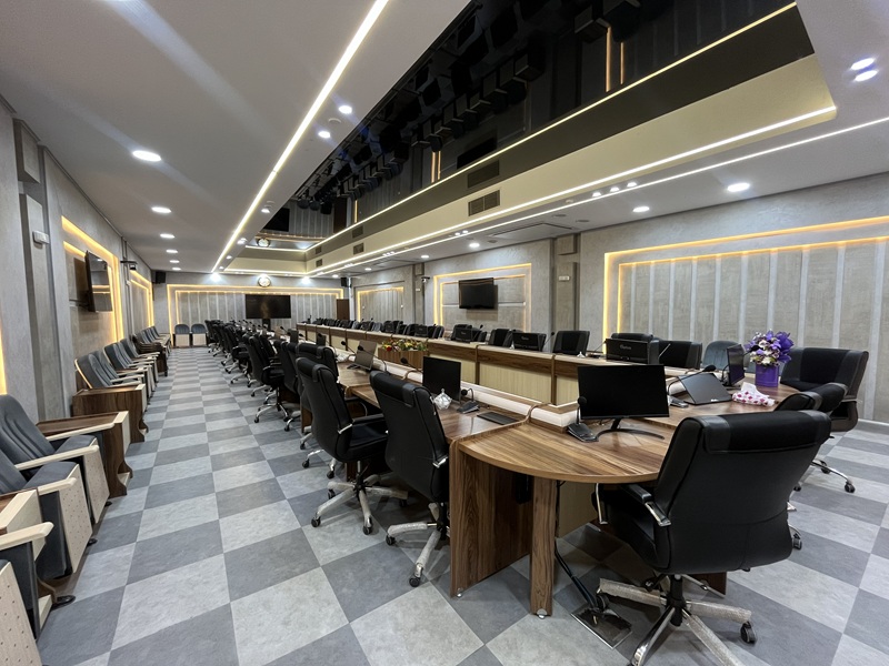 سالن کنفرانس سوپر VIP 75 نفره